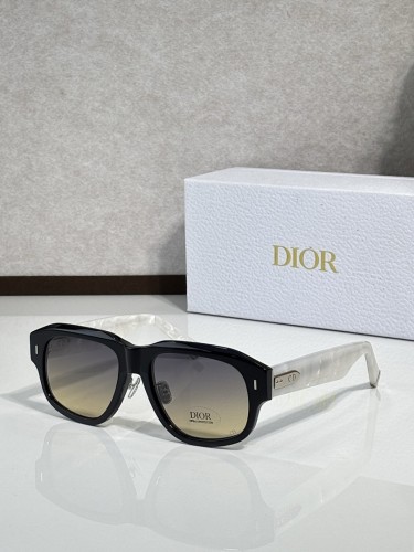 Dior Sunglasses AAAA-4502