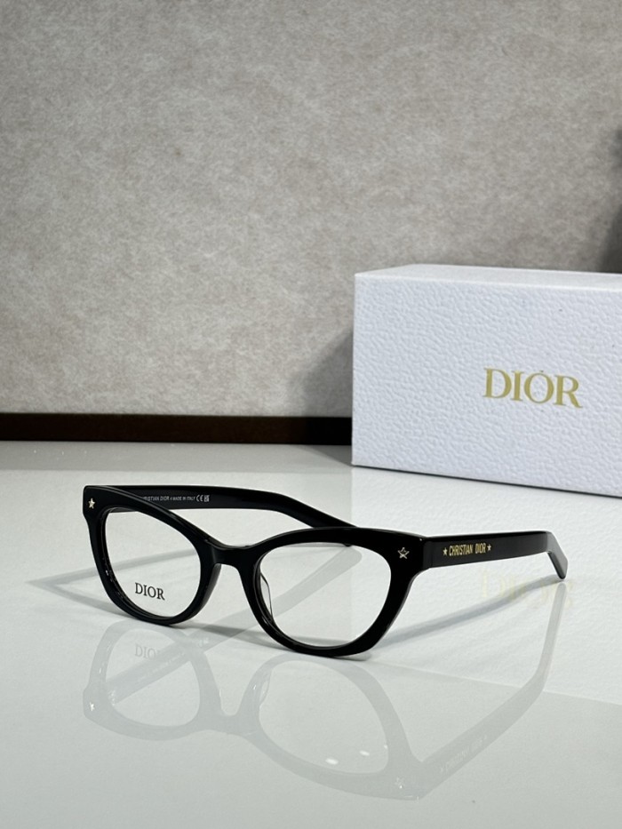 Dior Sunglasses AAAA-4375