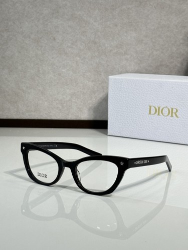 Dior Sunglasses AAAA-4370