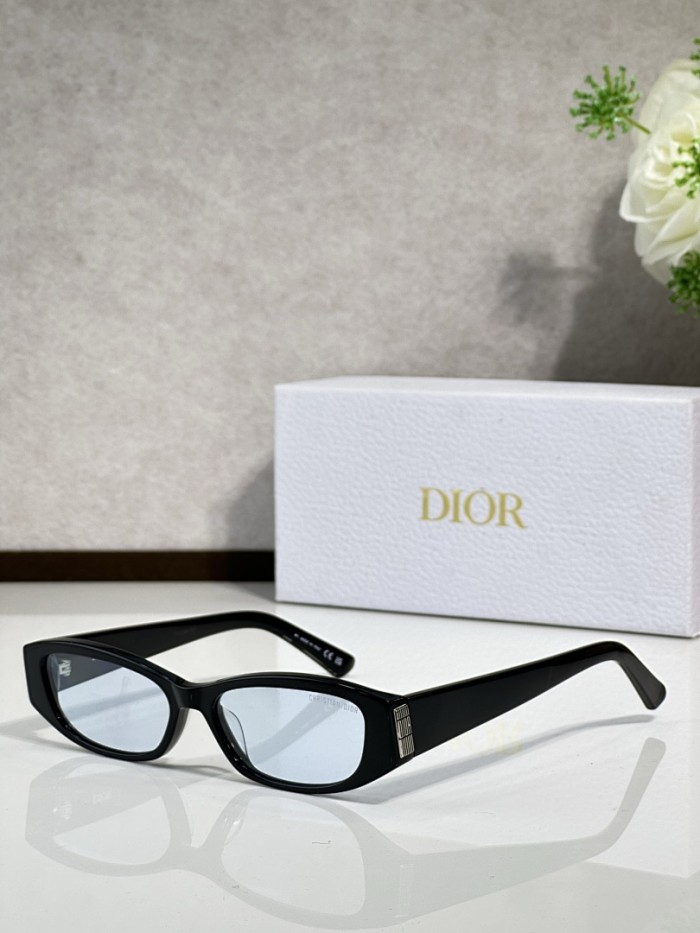 Dior Sunglasses AAAA-4479