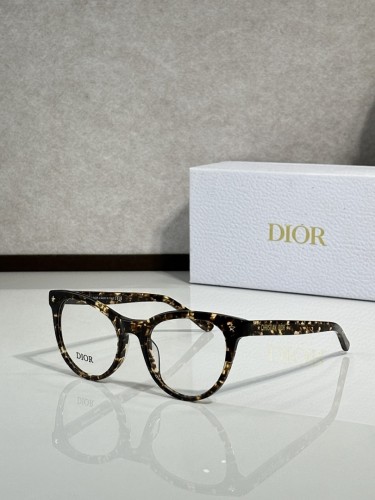 Dior Sunglasses AAAA-4333