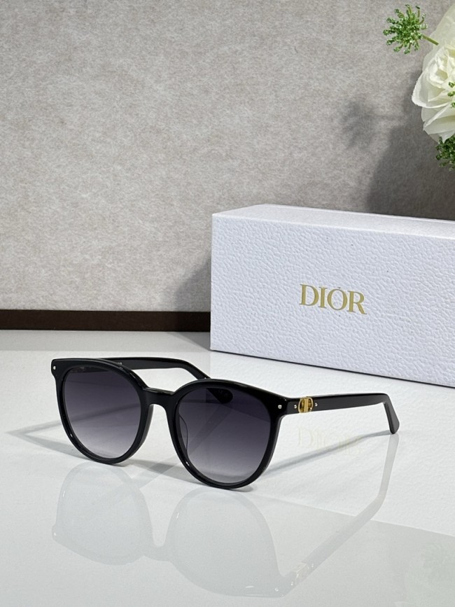 Dior Sunglasses AAAA-4421