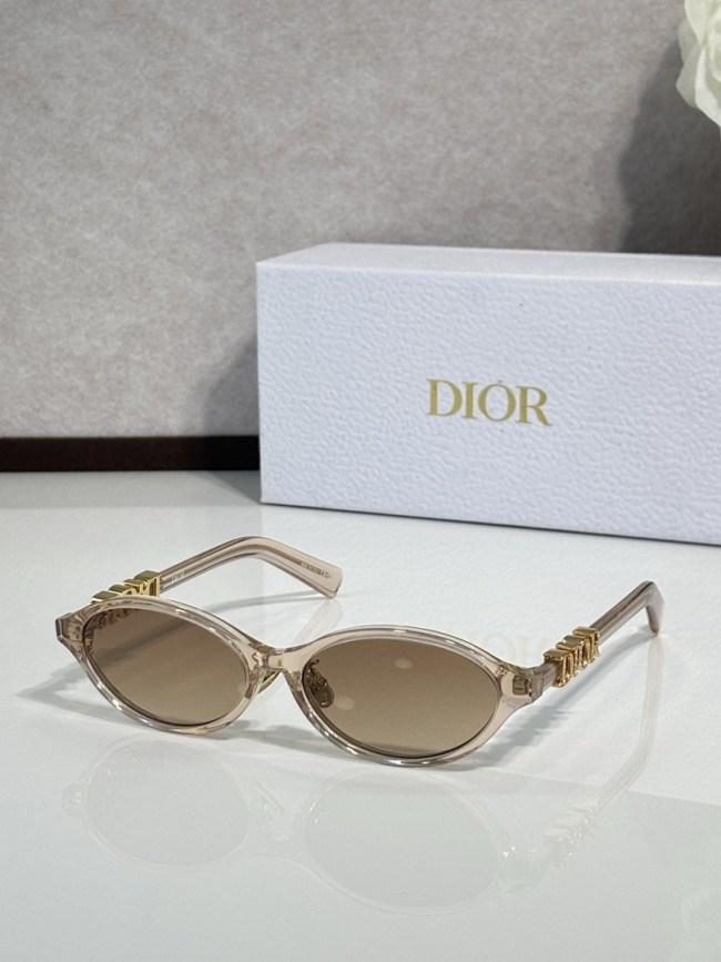 Dior Sunglasses AAAA-4662