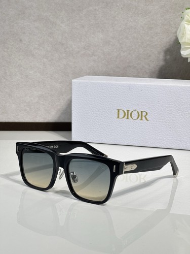 Dior Sunglasses AAAA-4579