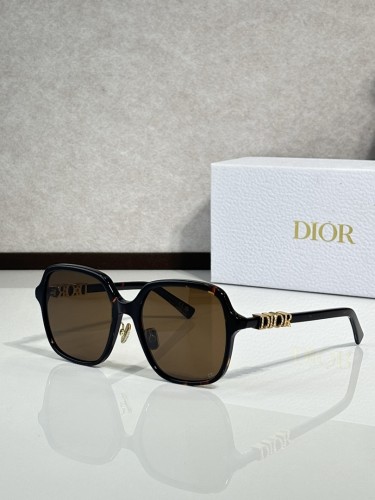 Dior Sunglasses AAAA-4400