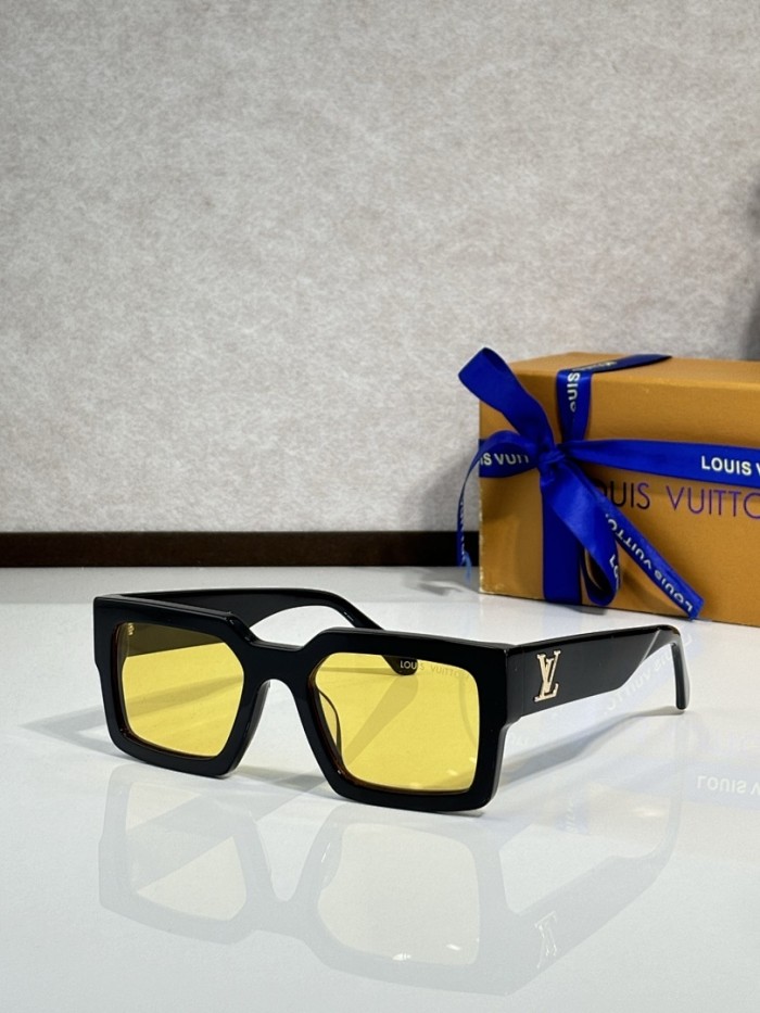 LV Sunglasses AAAA-7217