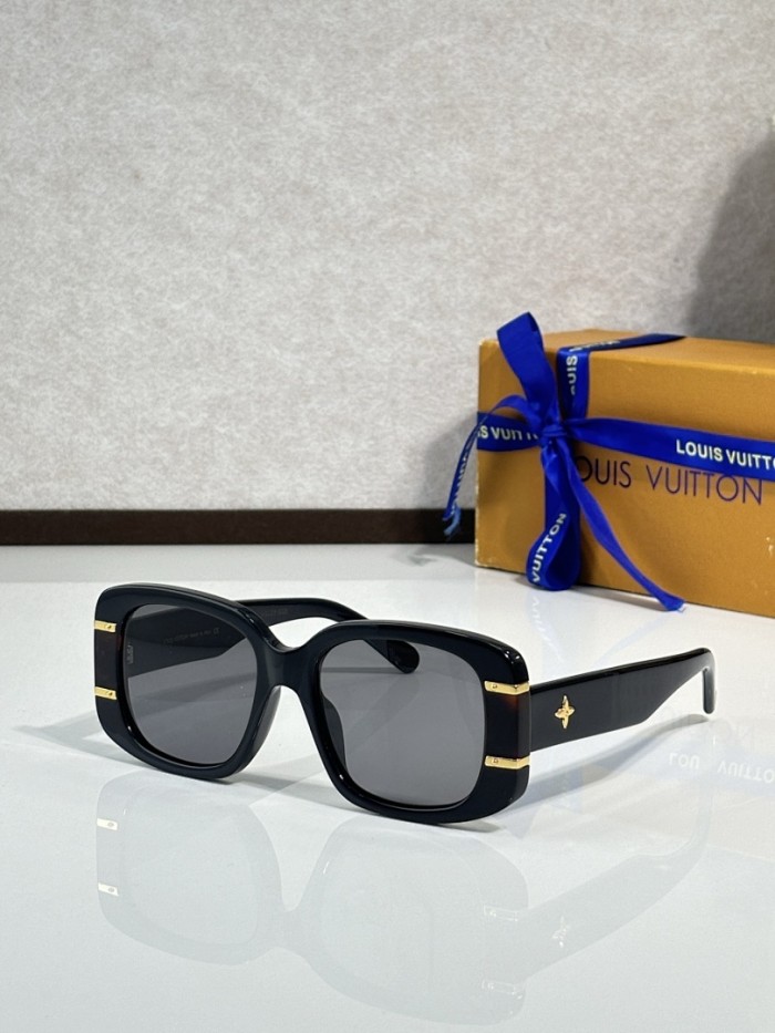 LV Sunglasses AAAA-7074