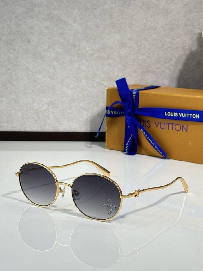 LV Sunglasses AAAA-7100