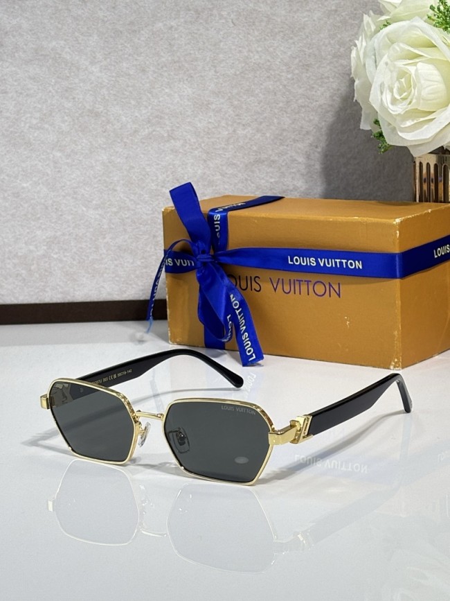 LV Sunglasses AAAA-7338