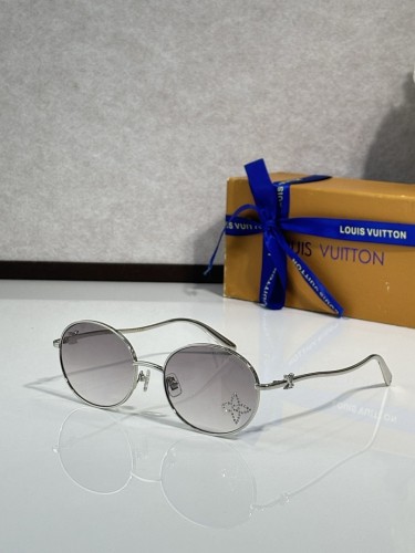LV Sunglasses AAAA-7101