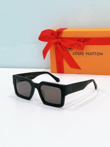 LV Sunglasses AAAA-7187