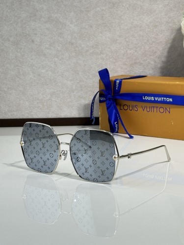 LV Sunglasses AAAA-7129