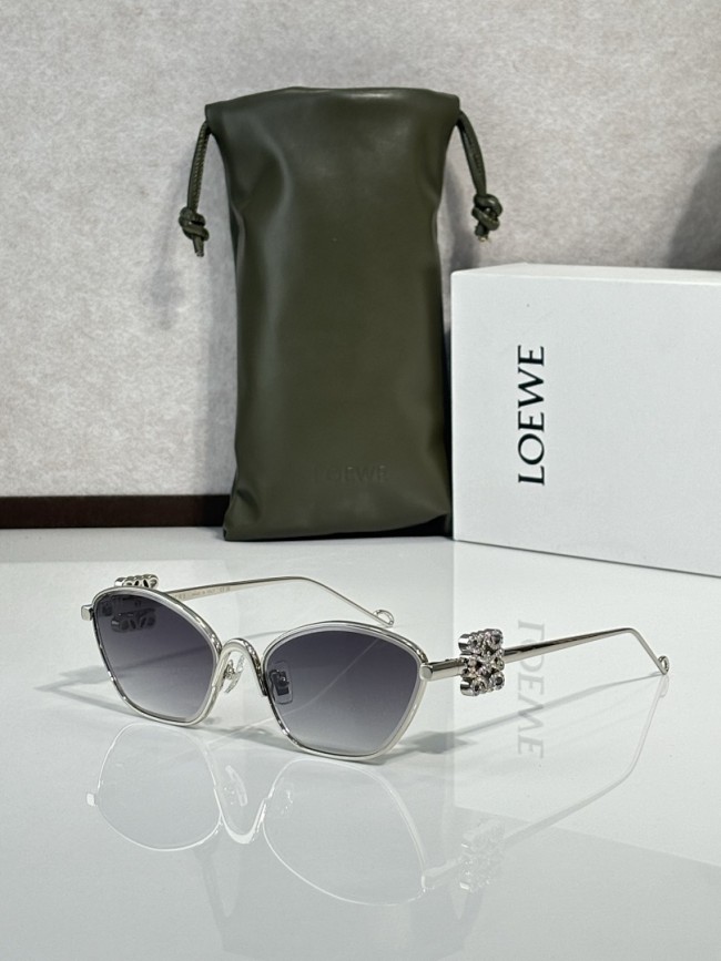 LV Sunglasses AAAA-7120