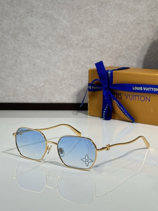 LV Sunglasses AAAA-7102