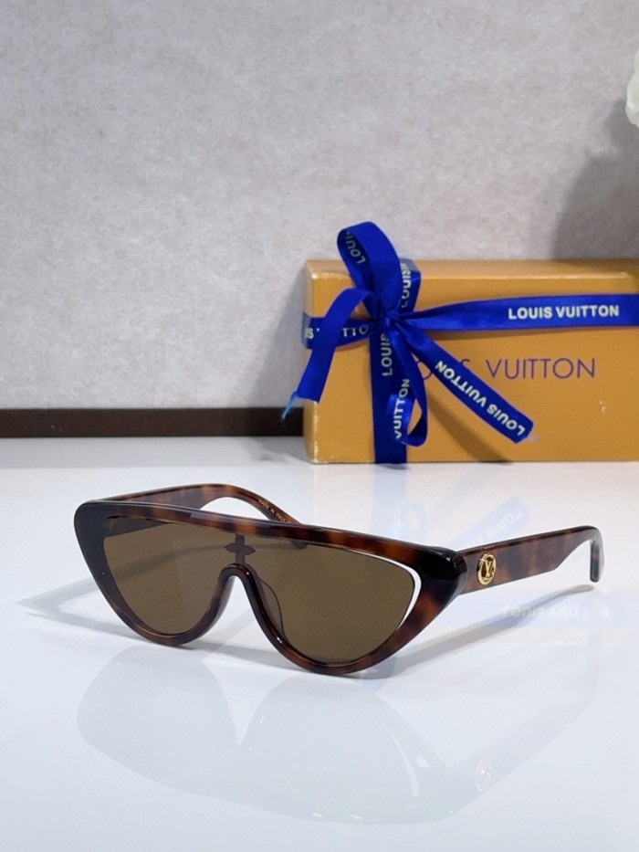 LV Sunglasses AAAA-7040