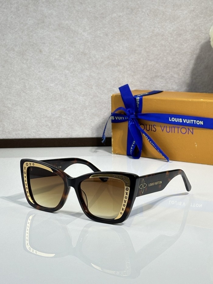 LV Sunglasses AAAA-7150