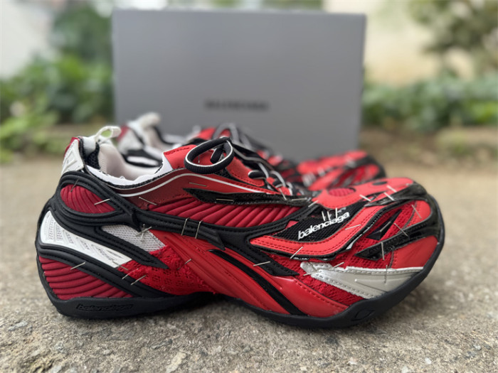 B 17FW Tripe-S High End Sneaker-691