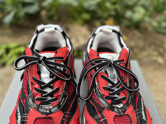 B 17FW Tripe-S High End Sneaker-691