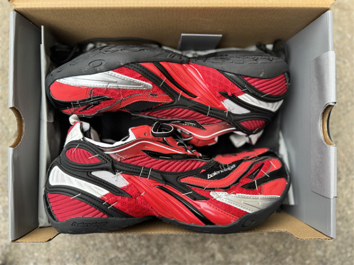 B 17FW Tripe-S High End Sneaker-691