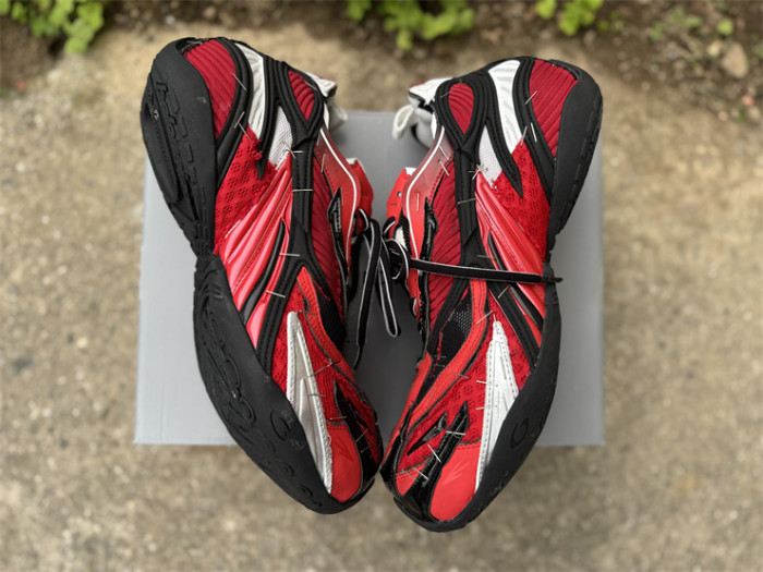 B 17FW Tripe-S High End Sneaker-691