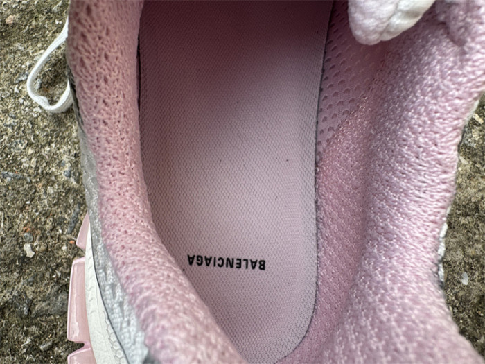 B 17FW Tripe-S High End Sneaker-694