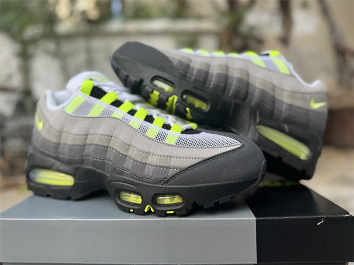 Authentic Nike Air Max 95 OG Big Bubble Neon (2025/2026)