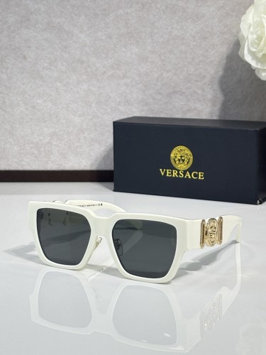 Versace Sunglasses AAAA-4376
