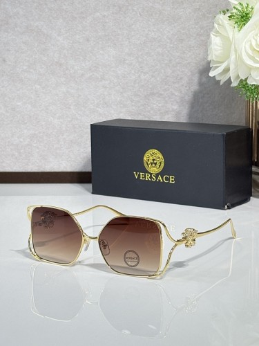 Versace Sunglasses AAAA-4258