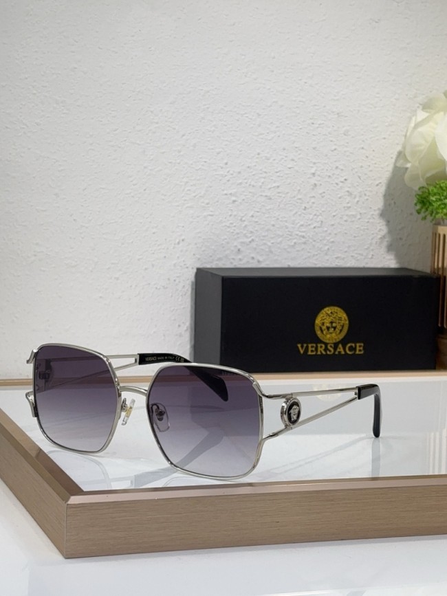 Versace Sunglasses AAAA-4261