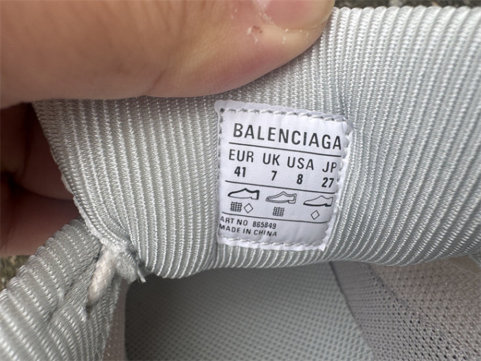 B 17FW Tripe-S High End Sneaker-709