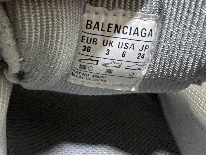B 17FW Tripe-S High End Sneaker-708