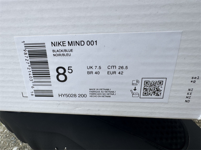 Nike Mind 001  Pregame Mules (fit small)