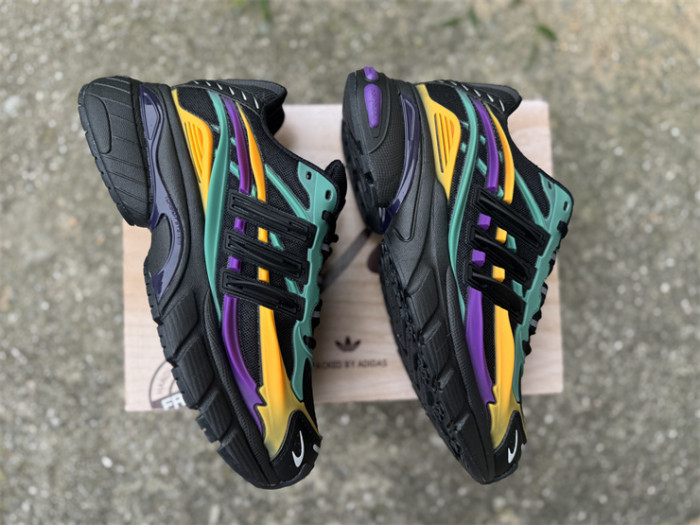 Pharrell Willams x AD Jellyfish-019