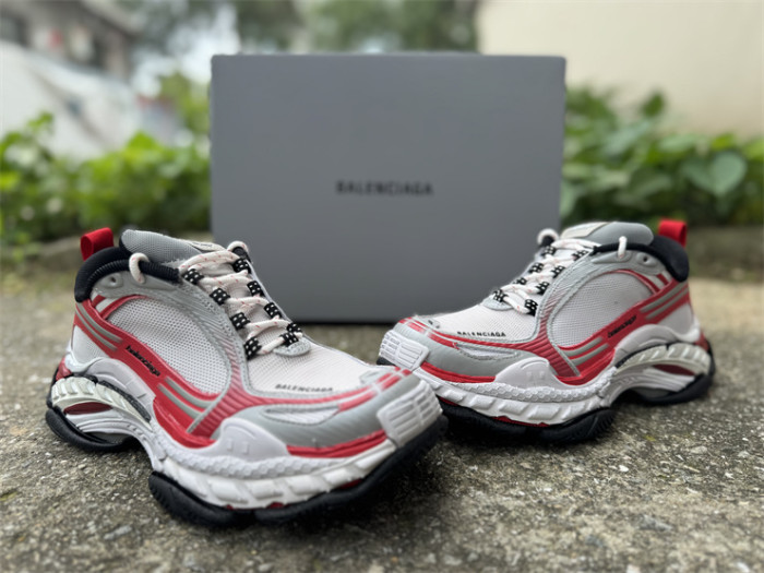 B 17FW Tripe-S High End Sneaker-713