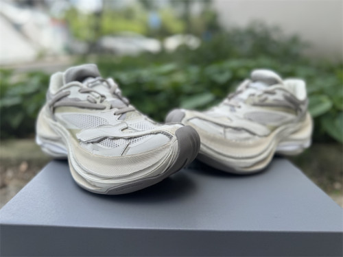 B 17FW Tripe-S High End Sneaker-714