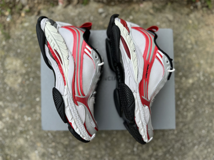 B 17FW Tripe-S High End Sneaker-713