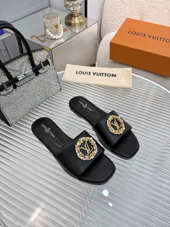 LV women Sandals 1:1 Quality-1159