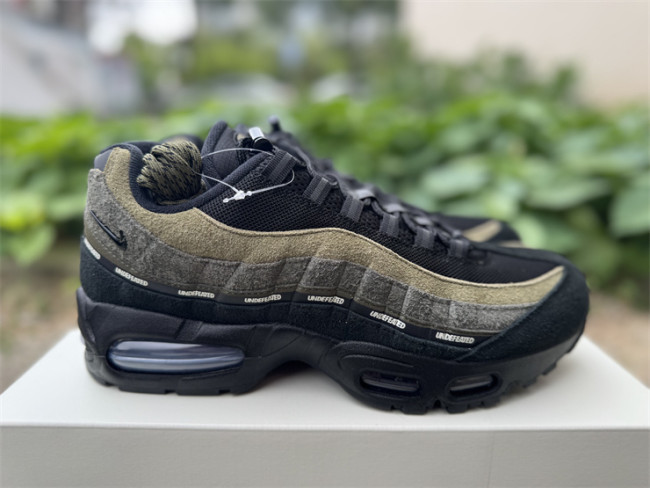 Authentic Nike Air Max 95 SP Undefeated Geo La Brea Medium Olive