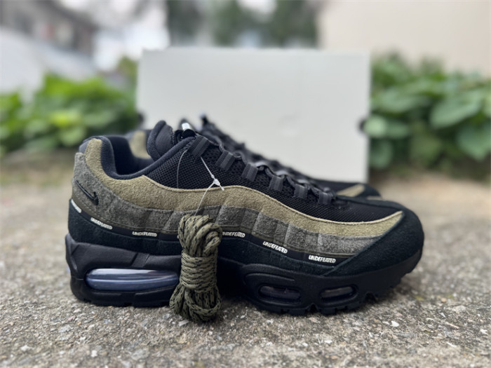 Authentic Nike Air Max 95 SP Undefeated Geo La Brea Medium Olive