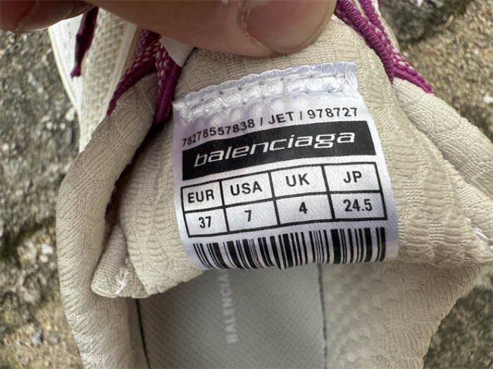 B 17FW Tripe-S High End Sneaker-716