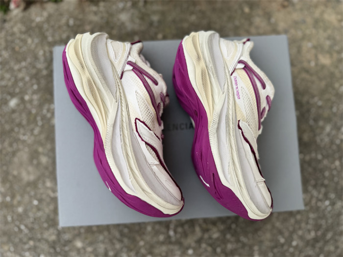 B 17FW Tripe-S High End Sneaker-716