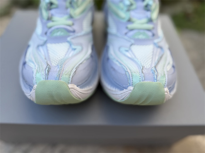 B 17FW Tripe-S High End Sneaker-718