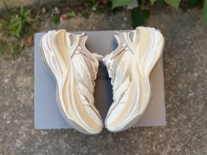 B 17FW Tripe-S High End Sneaker-719