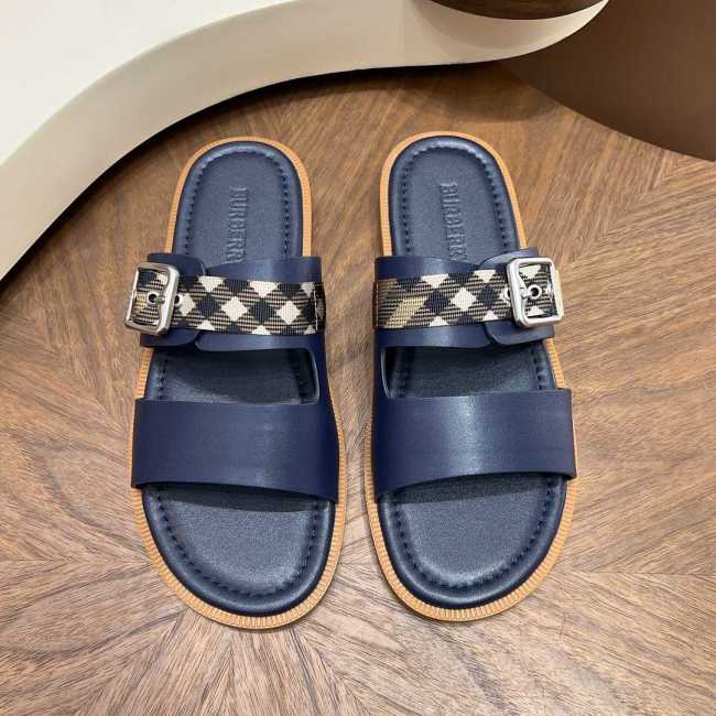 Burberry men slippers AAA-098