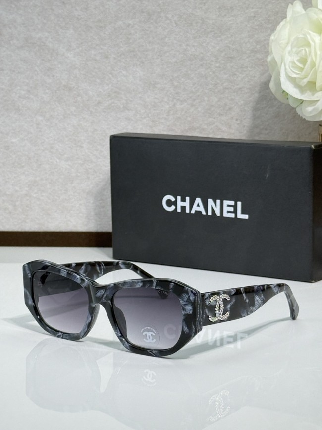 CHNL Sunglasses AAAA-6919