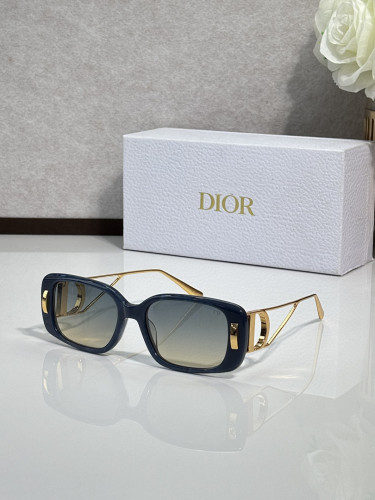 Dior Sunglasses AAAA-4796