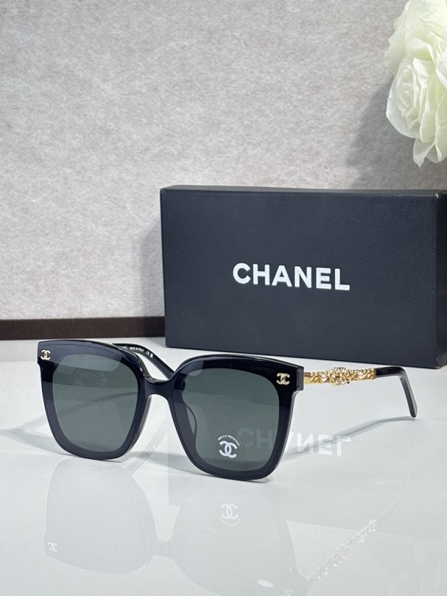CHNL Sunglasses AAAA-7646