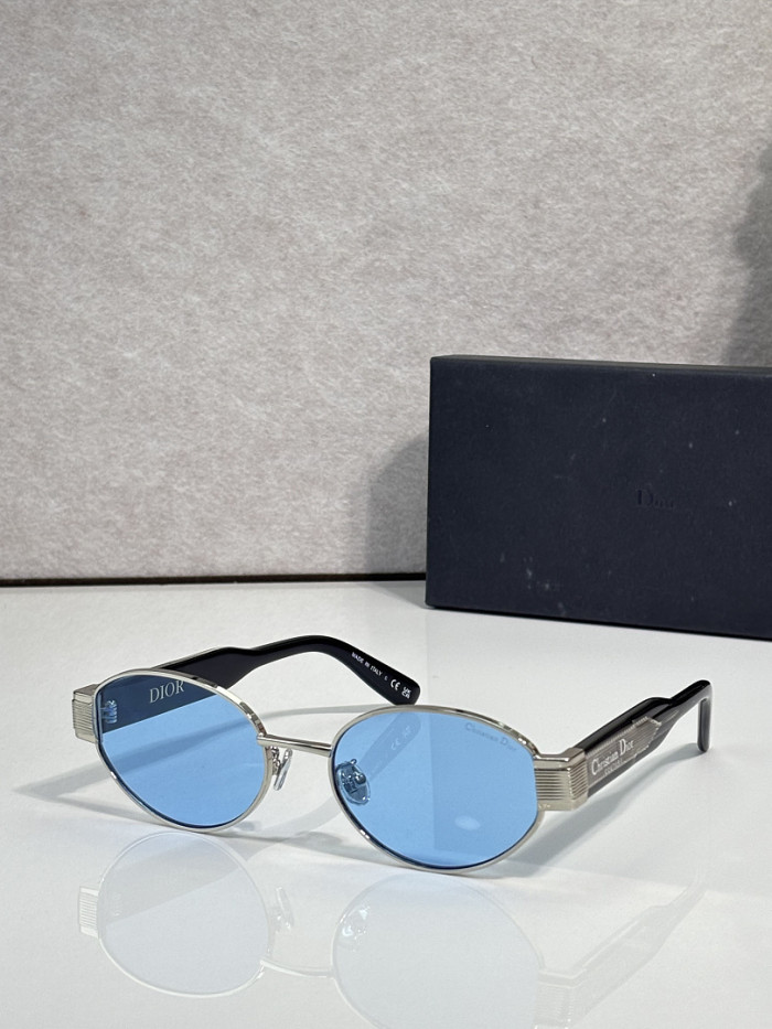 Dior Sunglasses AAAA-4930