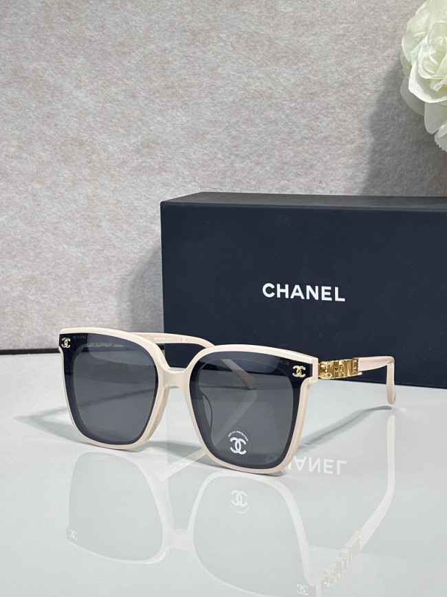 CHNL Sunglasses AAAA-7379