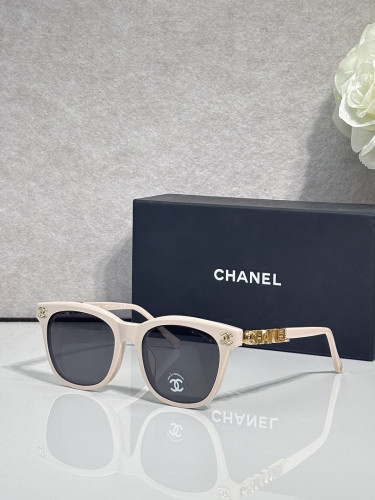 CHNL Sunglasses AAAA-7373